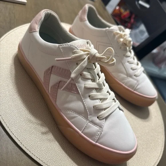 Dr. Scholl's Cream and Pink Sneakers - Picture 4 of 8